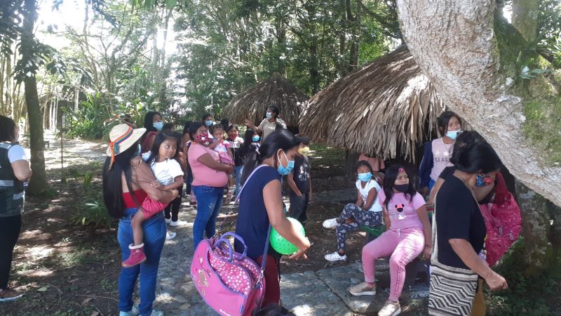 noticias-destacadas/en-el-dia-internacional-de-los-pueblos-indigenas--comunidad-del-resguardo-wasiruma-de-vijes-visita-el-museo-arqueologico-calima